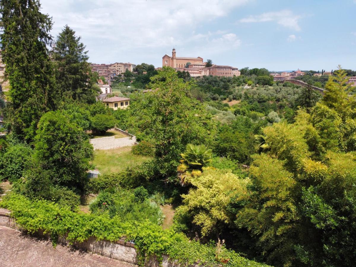 B&B Palazzo Bruchi เซียนา ภายนอก รูปภาพ