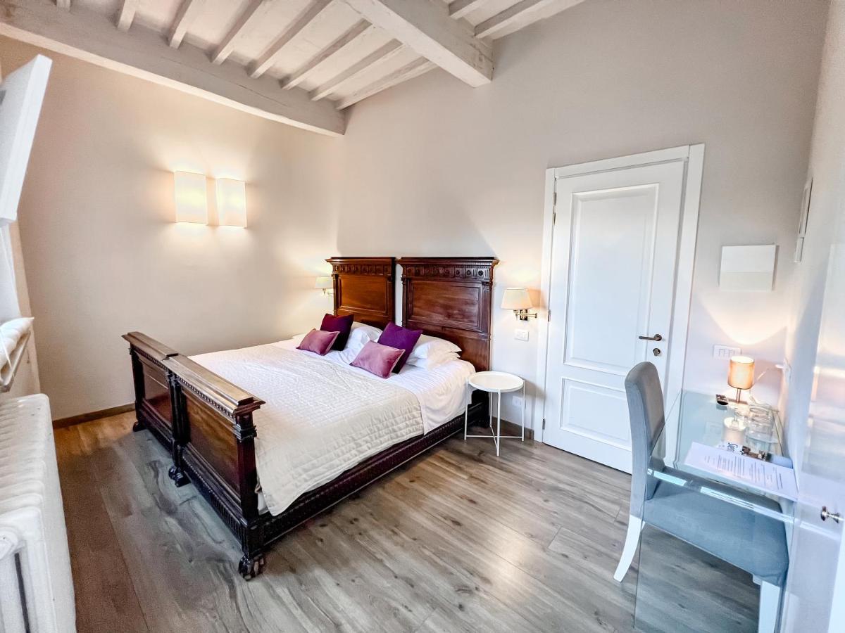 B&B Palazzo Bruchi เซียนา ภายนอก รูปภาพ